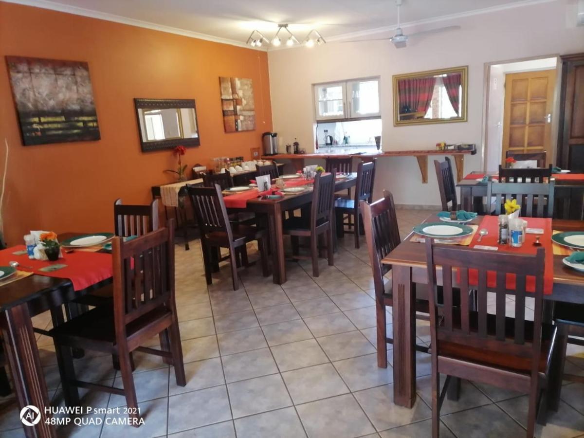 Duneside Guest House Richards Bay Eksteriør billede