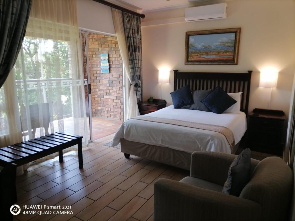 Duneside Guest House Richards Bay Eksteriør billede