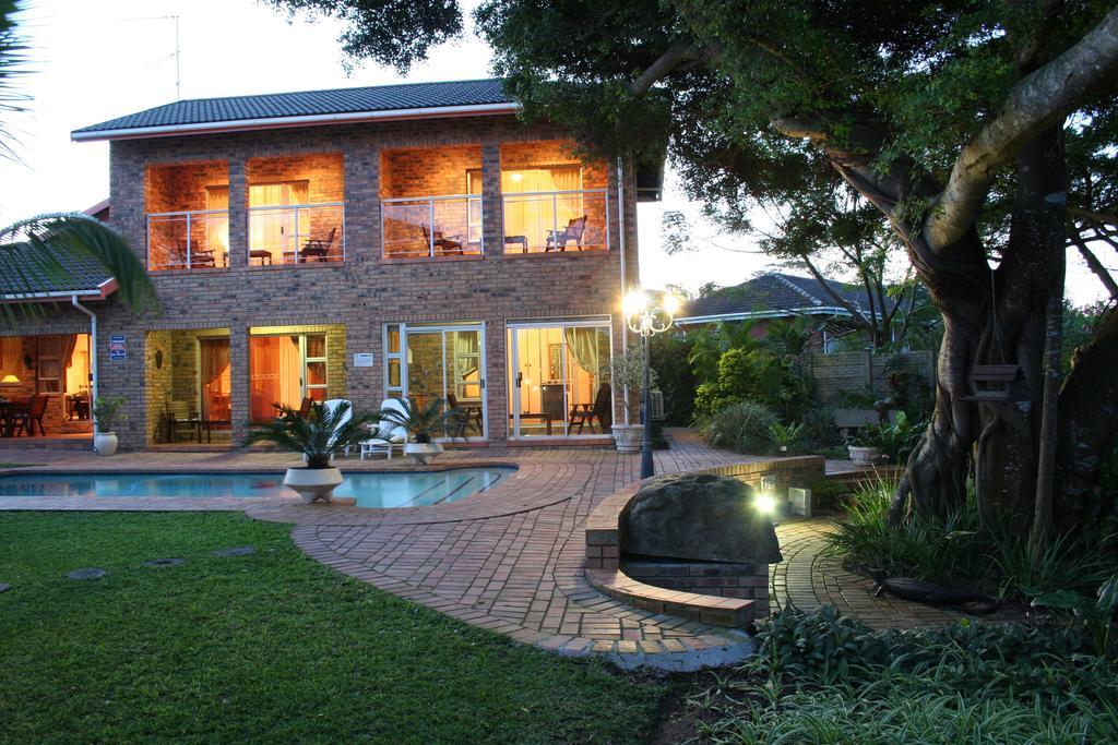 Duneside Guest House Richards Bay Eksteriør billede