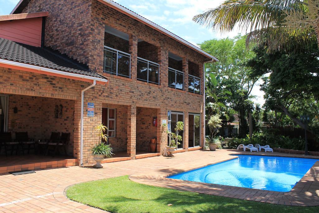 Duneside Guest House Richards Bay Eksteriør billede