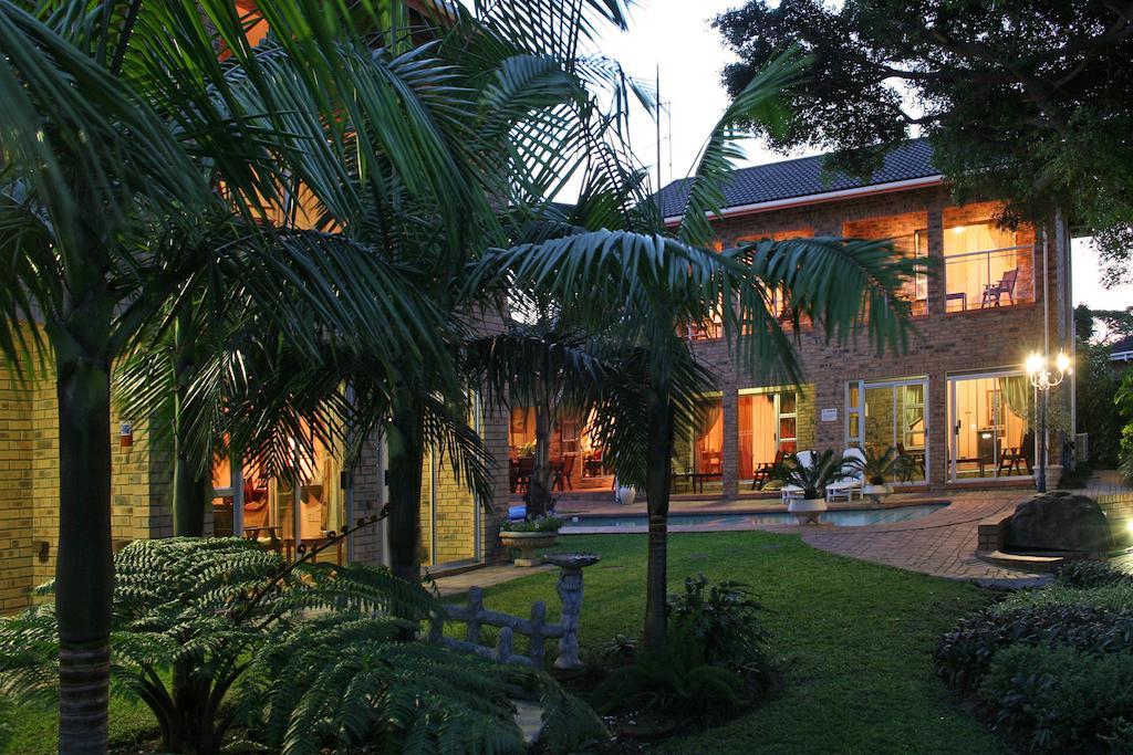 Duneside Guest House Richards Bay Eksteriør billede