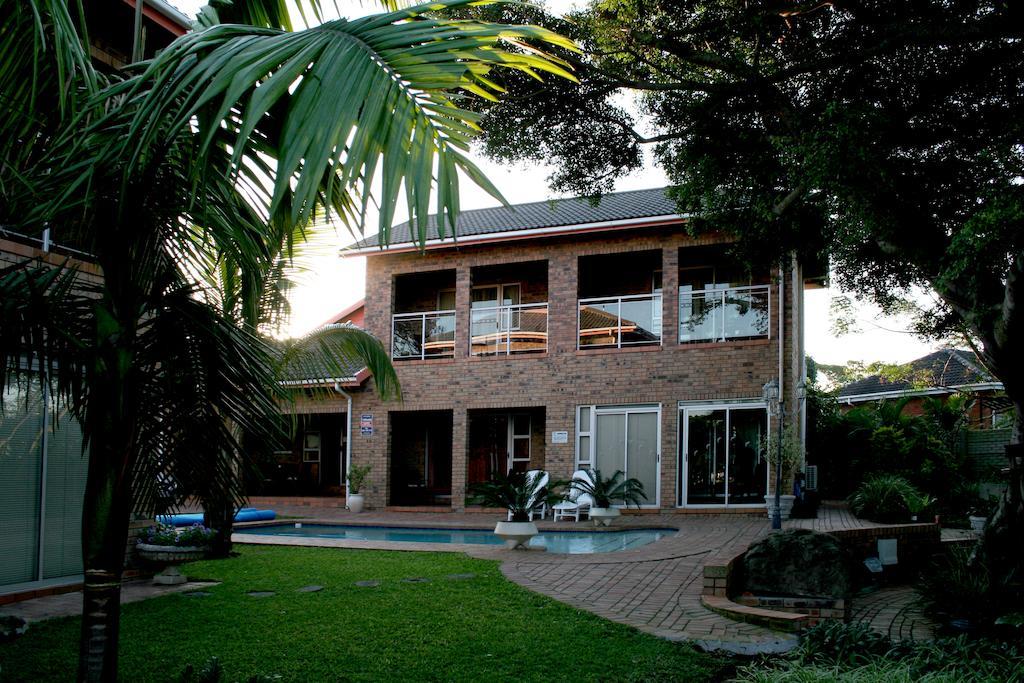 Duneside Guest House Richards Bay Eksteriør billede